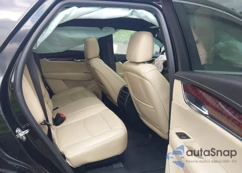 2017 Cadillac Xt5 Premium Luxury z USA, uszkodzony, nr VIN 1GYKNERS8HZ166599